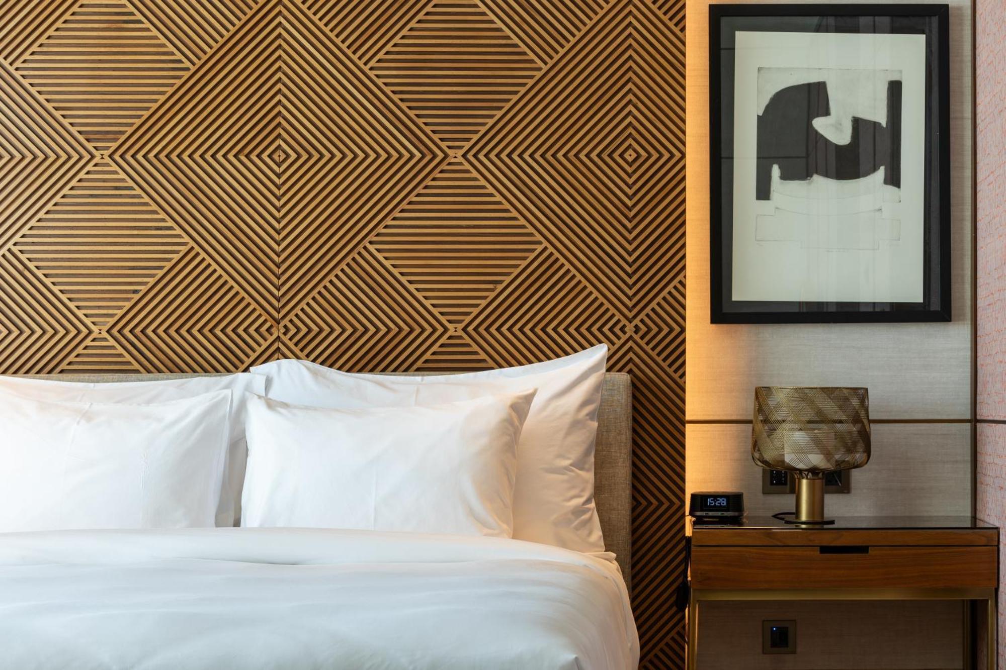 Shirvan Hotel City Yard Jeddah Exterior photo A bedroom at the hotel