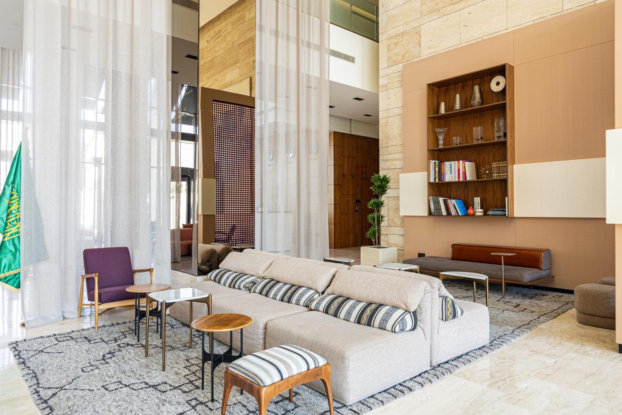 Shirvan Hotel City Yard Jeddah Exterior photo The Library